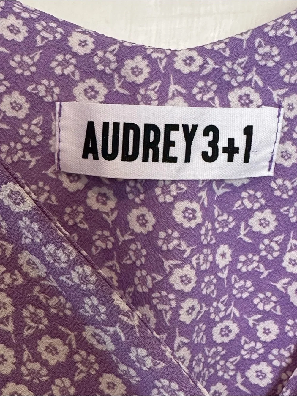 Audrey 3+1 audrey +1